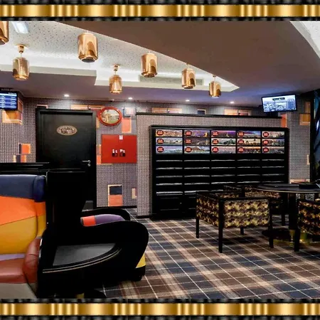 Jaguar - Airport To And Center And Vice-versa Is A Free And Continuous Shuttle Service From 7am To 8pm Ξενοδοχείο