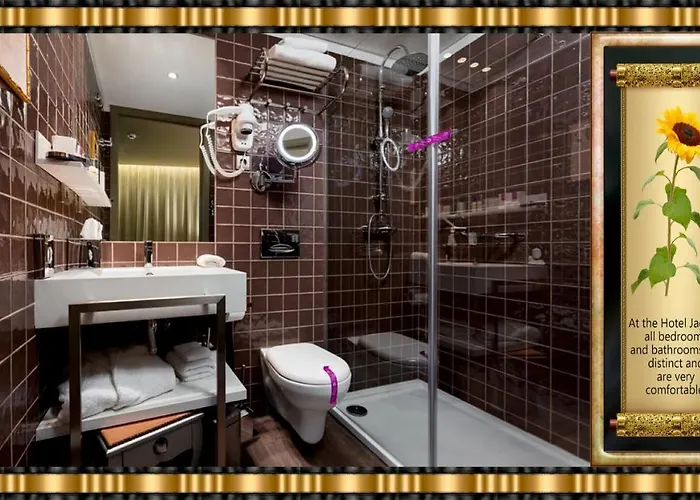 Jaguar - Is Near The Metro Has Free Parking And A Free Shuttle Service Between The Airport And The From 7am To 8pm Hotel