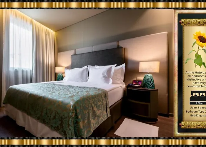 Jaguar - Is Near The Metro Has Free Parking And A Free Shuttle Service Between The Airport And The From 7am To 8pm Hotel Porto